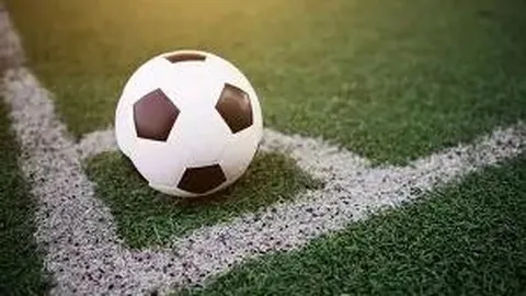 埃梅里惊魂！维拉3-2逆袭西汉姆，赛事九连冠仅差榜首3分，罗杰斯梅开二度