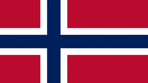 太阳队赛季难题：布登内讧不断，布克独领风骚成球队无价之宝