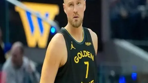 周五011英冠赛事推荐：雷克瑟姆对阵斯旺西