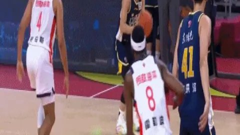 VAR推行多年，裁判判断能力却现下滑迹象？